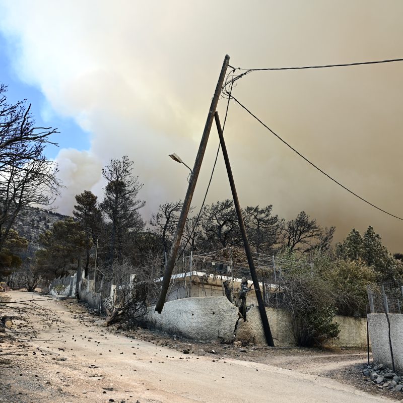 [388802] ΕΙΚΟΝΕΣ ΚΑΤΑΣΤΡΟΦΗΣ ΑΠΟ ΤΑ  ΚΑΜΕΝΑ ΣΤΟ ΠΟΡΤΟ ΓΕΡΜΕΝΟ (ΜΙΧΑΛΗΣ ΚΑΡΑΓΙΑΝΝΗΣ / EUROKINISSI)