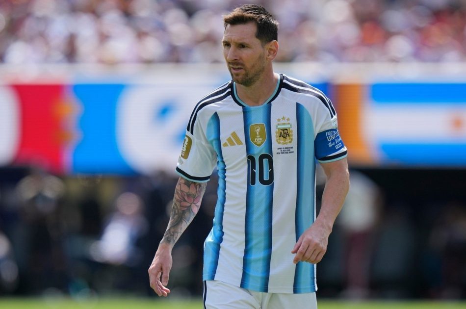 messi_2008_1920-1080_new-1536×864