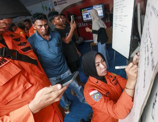 INDONESIA-ACCIDENT-FERRY