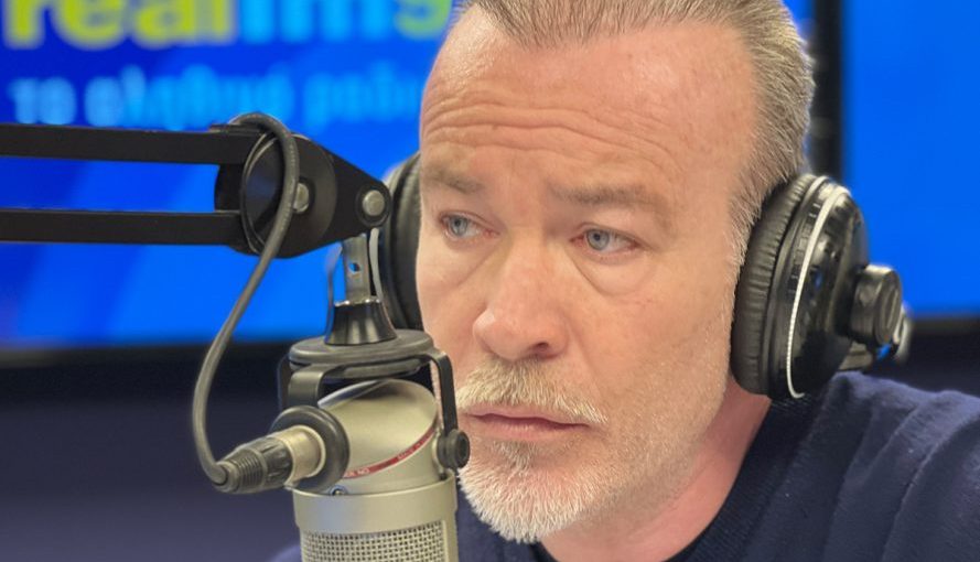 mpougiopoulos-e1759255928150-889×800-7