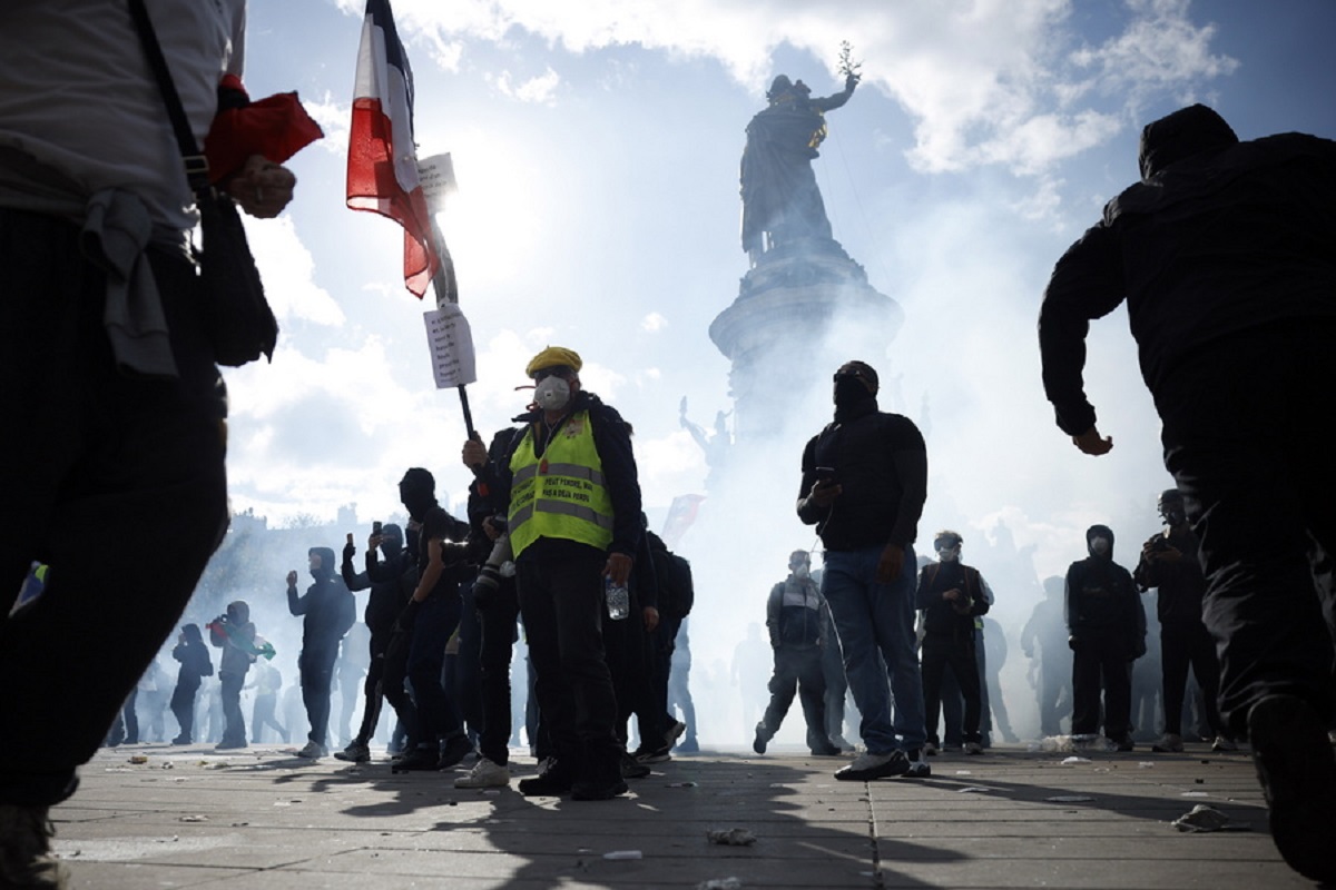 Nationwide protests over cost of living and public services in France