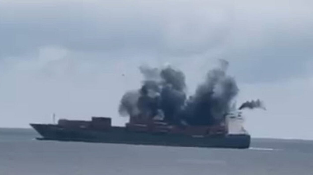contship1
